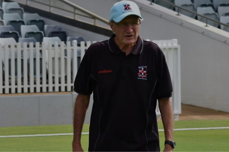 Volunteer at cricket club